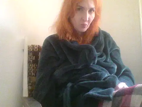 Snapshot of MssAngela chatting on 9, 10, 2025 MssAngela online show from 9, 10, 2025