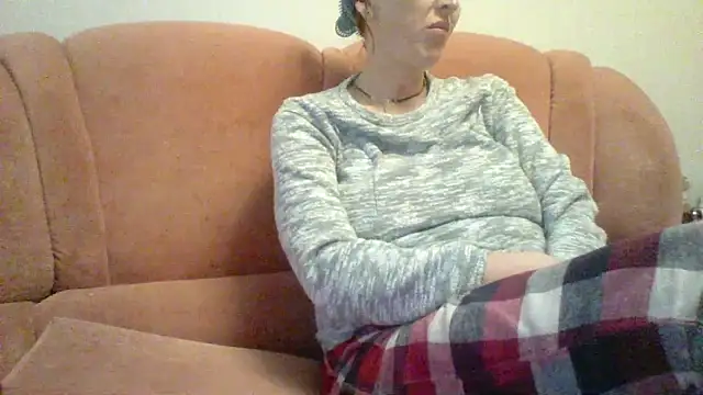 Snapshot of MssAngela chatting on 16, 10, 2025 MssAngela online show from 16, 10, 2025