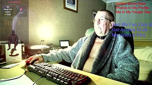 Snapshot of Aandy62 chatting on 2, 12, 2024 Aandy62 online show from 2, 12, 2024