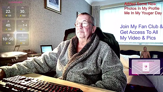 Snapshot of Aandy62 chatting on 7, 12, 2024 Aandy62 online show from 7, 12, 2024