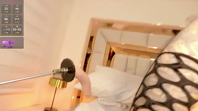 im yours 01 online show from 24, 2, 2026