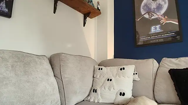 short sweetpea online show from 9, 10, 2025