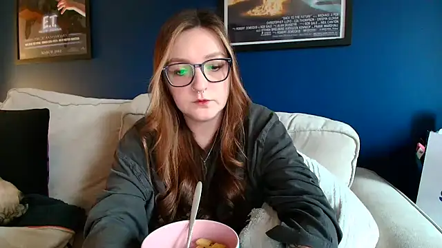 short sweetpea online show from 26, 2, 2026