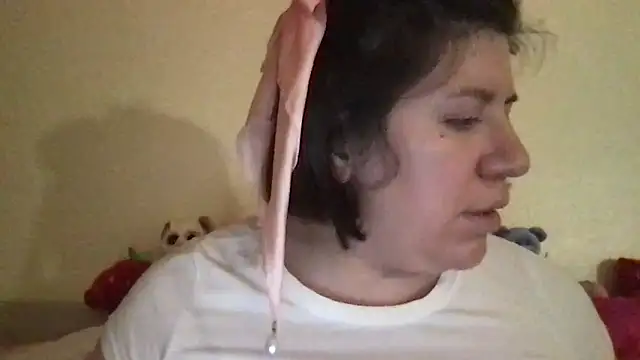 Snapshot of HYPHYtype chatting on 26, 2, 2026 HYPHYtype online show from 26, 2, 2026