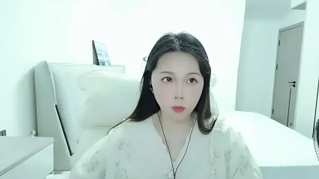Snapshot of Sunset_glow chatting on 8, 7, 2026 Sunset glow online show from 8, 7, 2026