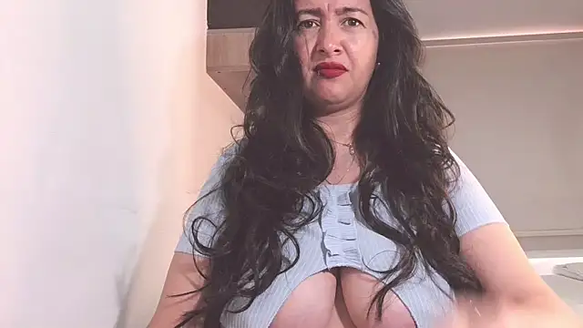 Cherry 1992 online show from 26, 2, 2025