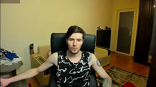 Snapshot of awesomejustin chatting on 13, 12, 2024 awesomejustin online show from 13, 12, 2024