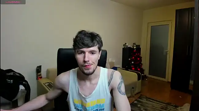 Snapshot of awesomejustin chatting on 21, 12, 2024 awesomejustin online show from 21, 12, 2024