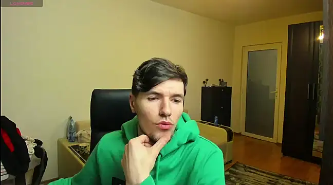 Snapshot of awesomejustin chatting on 13, 1, 2025 awesomejustin online show from 13, 1, 2025