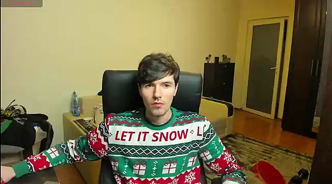 Snapshot of awesomejustin chatting on 1, 2, 2025 awesomejustin online show from 1, 2, 2025