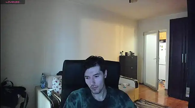 Snapshot of awesomejustin chatting on 3, 2, 2025 awesomejustin online show from 3, 2, 2025