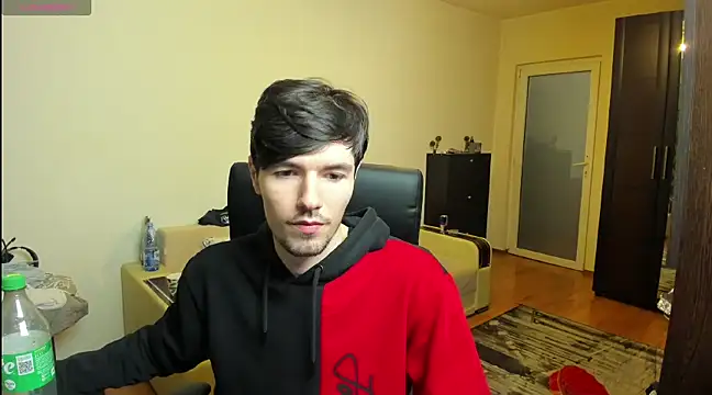 Snapshot of awesomejustin chatting on 9, 2, 2025 awesomejustin online show from 9, 2, 2025