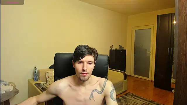 Snapshot of awesomejustin chatting on 13, 2, 2025 awesomejustin online show from 13, 2, 2025