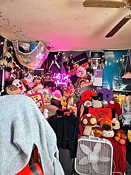 Snapshot of VelvetDiablo chatting on 22, 11, 2025 VelvetDiablo online show from 22, 11, 2025