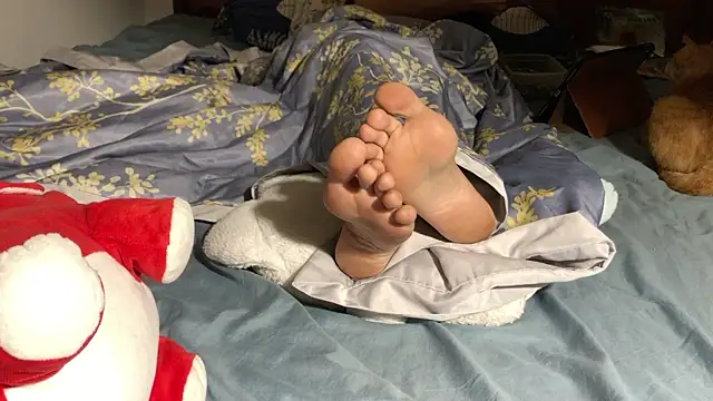 Snapshot of RiderFloor chatting on 20, 12, 2025 RiderFloor online show from 20, 12, 2025