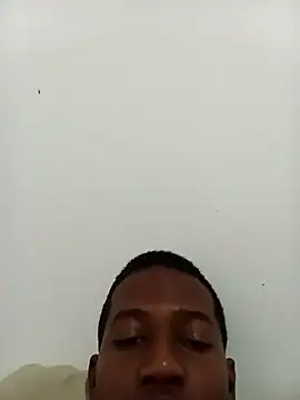 Safadinho2312 online show from 18, 10, 2025