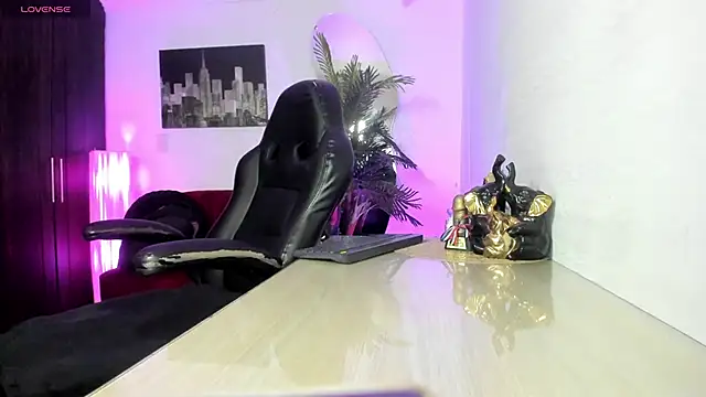 Amaia Bushida online show from 9, 10, 2025