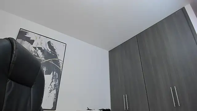 StacyConner online show from 9, 1, 2025