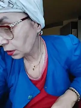 Snapshot of Love_Tina56 chatting on 22, 12, 2025 Love Tina56 online show from 22, 12, 2025