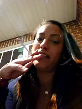 Nikkierosee online show from 4, 3, 2025