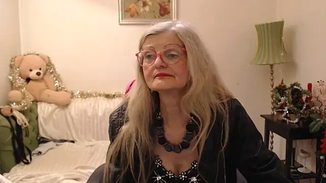 Snapshot of BlairFort chatting on 31, 12, 2024 BlairFort online show from 31, 12, 2024