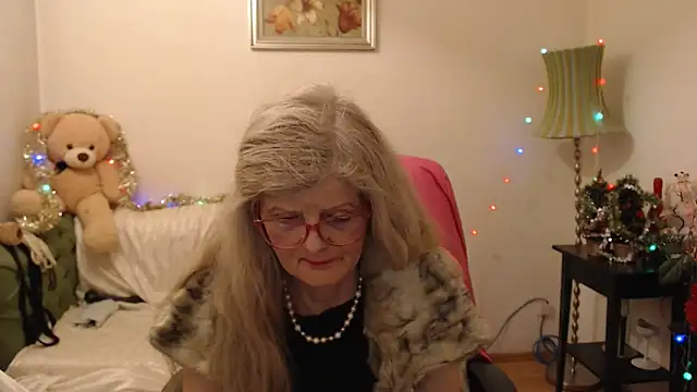 Snapshot of BlairFort chatting on 31, 12, 2024 BlairFort online show from 31, 12, 2024