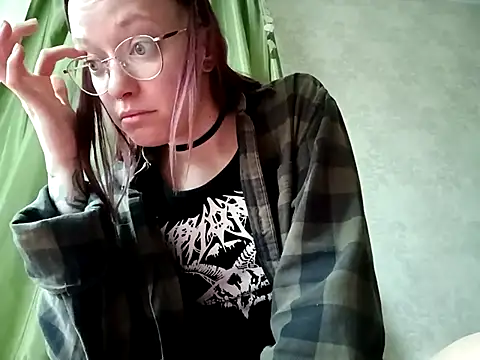 Snapshot of Aelita_bb chatting on 8, 3, 2025 Aelita bb online show from 8, 3, 2025