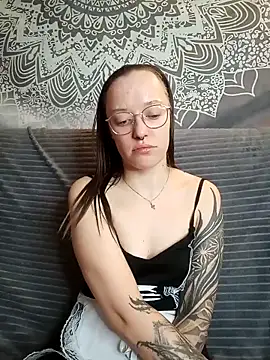 Snapshot of Aelita_bb chatting on 1, 10, 2025 Aelita bb online show from 1, 10, 2025