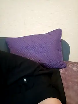 Snapshot of Aelita_bb chatting on 3, 10, 2025 Aelita bb online show from 3, 10, 2025