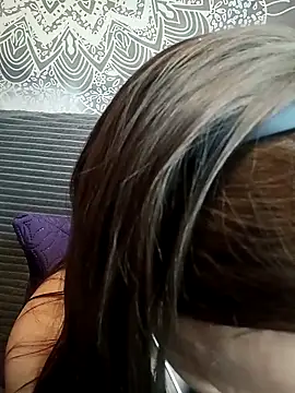 Snapshot of Aelita_bb chatting on 14, 11, 2025 Aelita bb online show from 14, 11, 2025