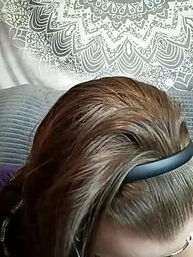 Snapshot of Aelita_bb chatting on 18, 11, 2025 Aelita bb online show from 18, 11, 2025