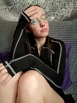 Snapshot of Aelita_bb chatting on 20, 11, 2025 Aelita bb online show from 20, 11, 2025