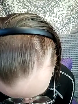 Snapshot of Aelita_bb chatting on 22, 11, 2025 Aelita bb online show from 22, 11, 2025