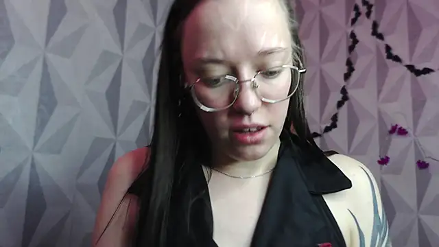 Snapshot of Aelita_bb chatting on 25, 11, 2025 Aelita bb online show from 25, 11, 2025