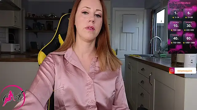 stripmequick online show from 4, 12, 2024