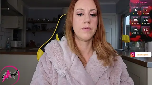 stripmequick online show from 12, 12, 2024