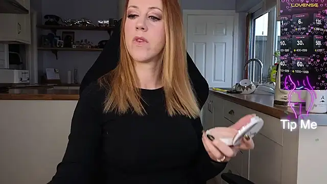 stripmequick online show from 26, 2, 2025