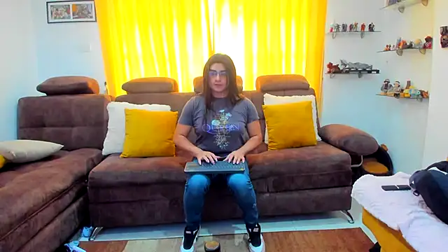 Khalifa Gold online show from 27, 9, 2025