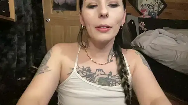 Snapshot of TeenyDoll chatting on 7, 5, 2026 TeenyDoll online show from 7, 5, 2026