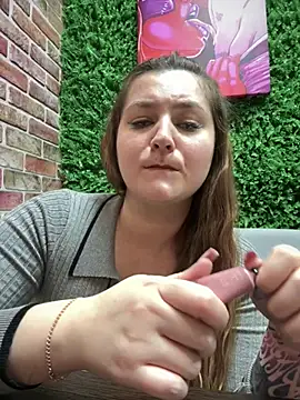 CandyShoopp online show from 6, 3, 2025