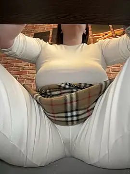 CandyShoopp online show from 15, 3, 2025