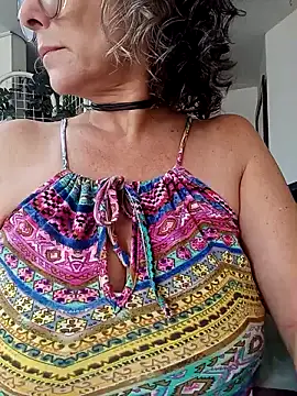 Pinkboobie online show from 9, 1, 2025