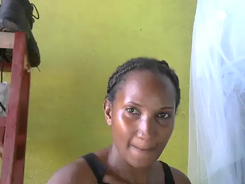 Snapshot of Athena_2019 chatting on 20, 10, 2025 Athena 2019 online show from 20, 10, 2025