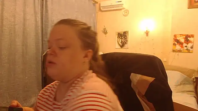 Janiffer MiMi online show from 7, 12, 2024