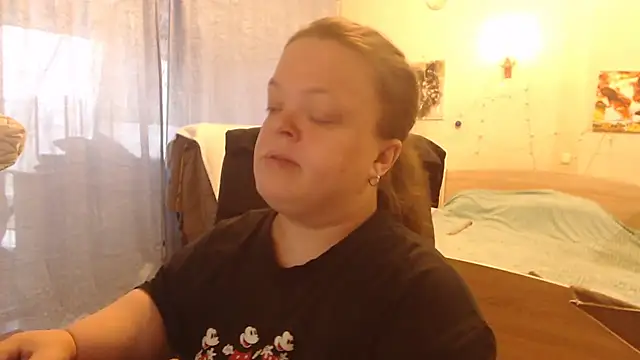 Janiffer MiMi online show from 16, 12, 2024