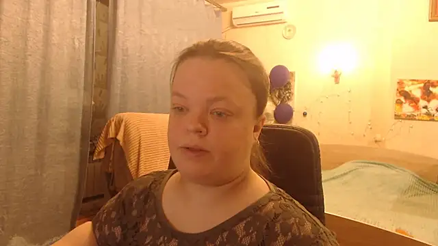 Janiffer MiMi online show from 6, 1, 2025