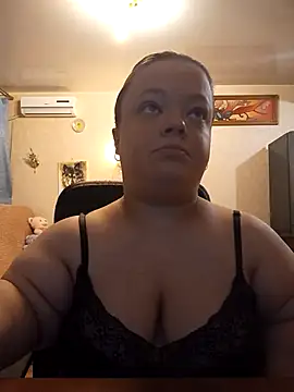 Janiffer MiMi online show from 30, 1, 2025