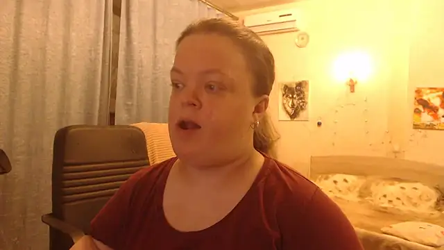 Janiffer MiMi online show from 31, 1, 2025