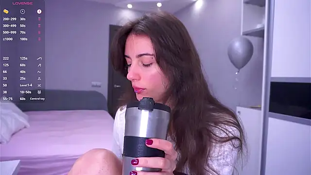 Holla Molly online show from 16, 4, 2026