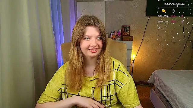 Snapshot of Vivian_cutie chatting on 3, 10, 2025 Vivian cutie online show from 3, 10, 2025